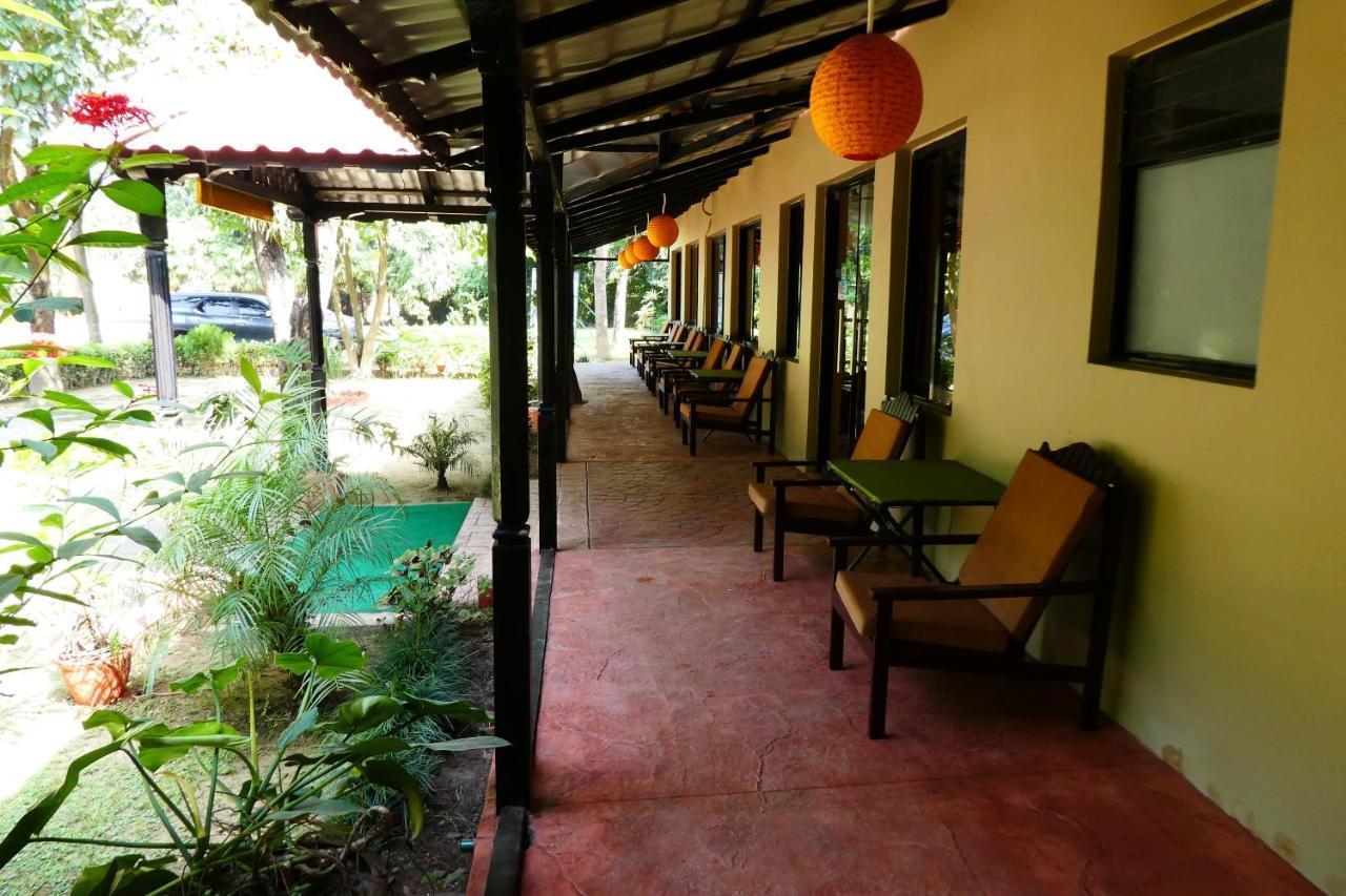 Lumbini Buddha Garden Resort Exteriér fotografie